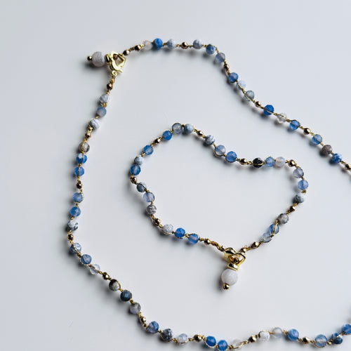 agato karoliukų apyrankė ir kaklo papuošalas