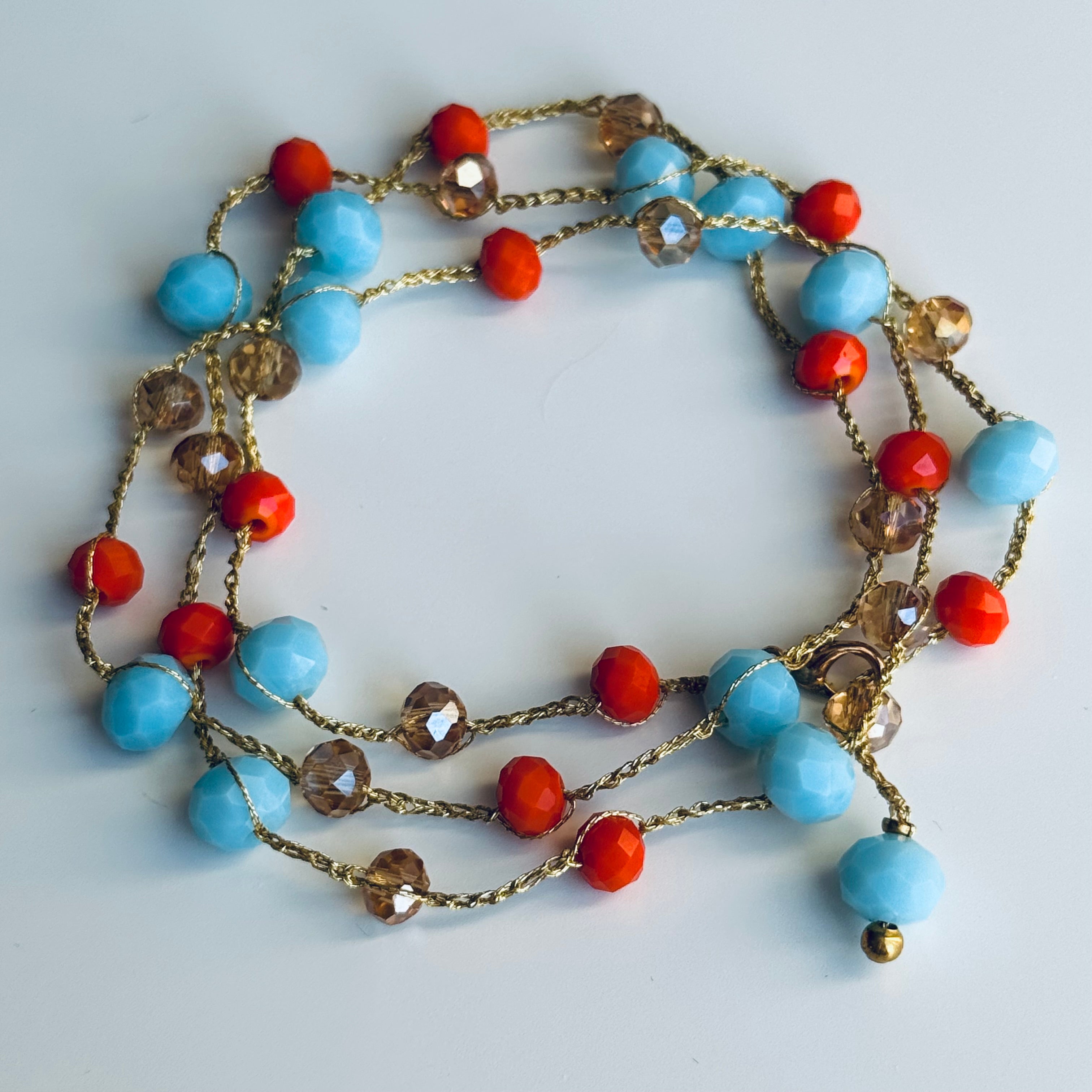 apyrankė oranžnė žydra skaidriai rožinė